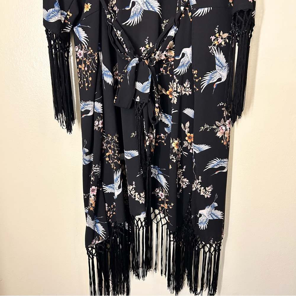 Jennafer Grace Crane Floral Duster with Fringe - Picture 9 of 10